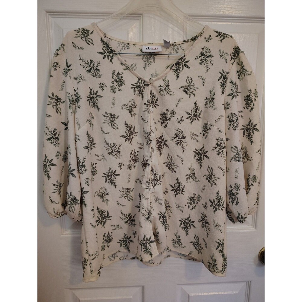 d.co Women’s Beige Green Floral V-Neck Button-Front 3/4 Sleeve Blouse M